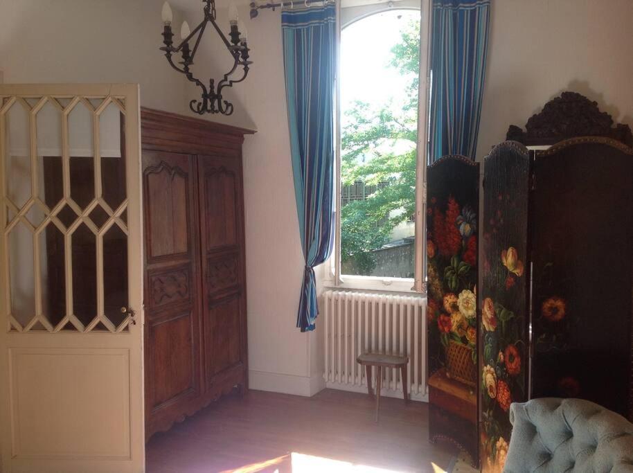 Ancien Presbytere Au Coeur Du Village Mauvezin  Exteriör bild