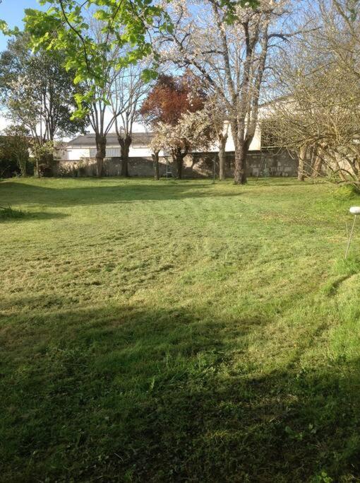 Ancien Presbytere Au Coeur Du Village Mauvezin  Exteriör bild