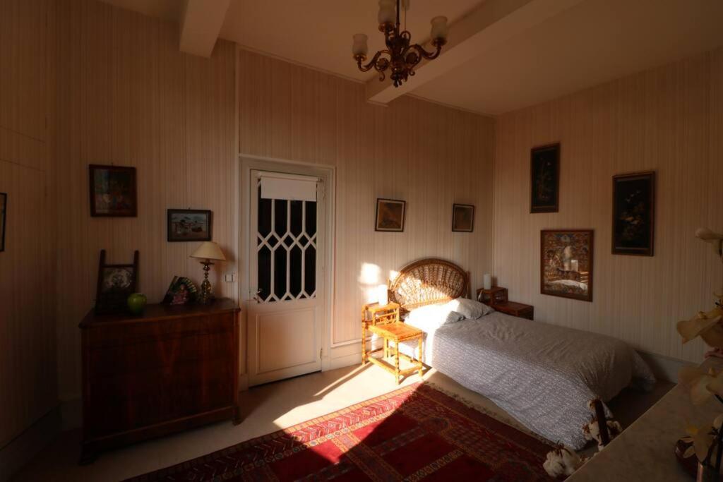 Ancien Presbytere Au Coeur Du Village Mauvezin  Exteriör bild