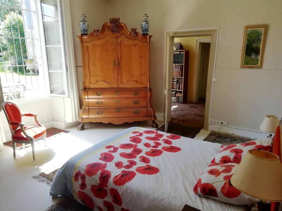 Ancien Presbytere Au Coeur Du Village Mauvezin  Exteriör bild